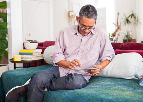 patient browsing EMPLICITI® (elotuzumab) FAQ's